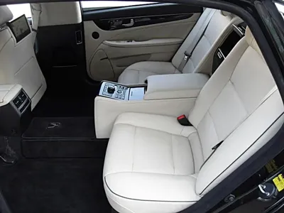 Hyundai Equus 2014, 176024 км, за 11750.03 USD