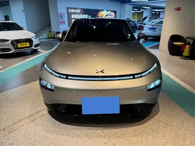 Xpeng P7 2022, 30000 км, за 15565.48 USD