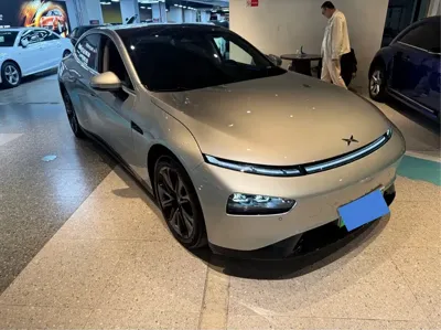 Xpeng P7 2022, 30000 км, за 15565.48 USD