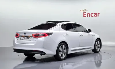 Kia K5 2015, 131654 км, за 4485.47 USD