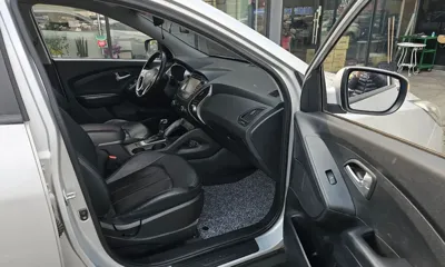 Hyundai Tucson 2015, 109031 км, за 4823.26 USD - фото 10