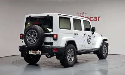 Jeep Wrangler 2017, 50128 км, за 18839.25 USD