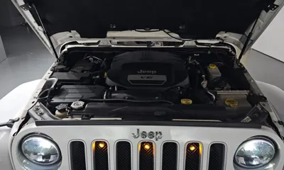Jeep Wrangler 2017, 50128 км, за 18839.25 USD - фото 6