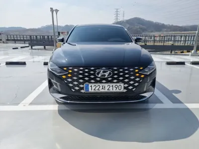 Hyundai Grandeur 2022, 105937 км, за 13062.89 USD
