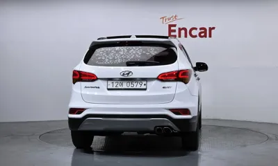 Hyundai Santafe 2016, 156936 км, за 7172.14 USD