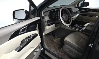 Kia Canival 2021, 52079 км, за 19755.53 USD - фото 10