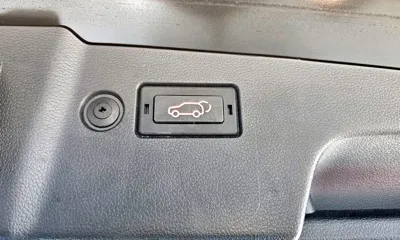 KG_Mobility_Ssangyong Torres 2023, 38369 км, за 14039.72 USD - фото 20