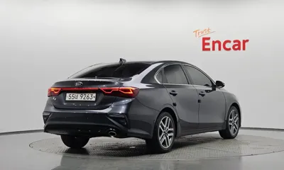 Kia K3 2019, 72937 км, за 9255.61 USD
