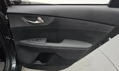 Kia K3 2019, 72937 км, за 9255.61 USD - фото 25