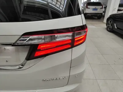 Honda Odyssey 2018, 120000 км, за 15464.68 USD - фото 8