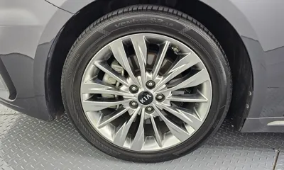 Kia K5 2020, 134911 км, за 8261.78 USD