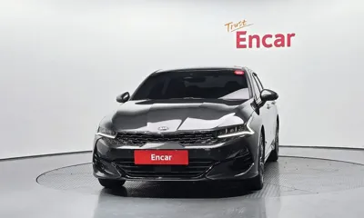 Kia K5 2021, 23594 км, за 12880.57 USD