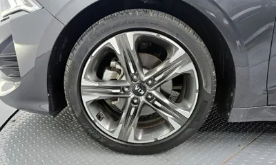 Kia K5 2021, 23594 км, за 12880.57 USD