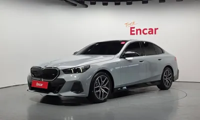 BMW 5-Series · 2025 год