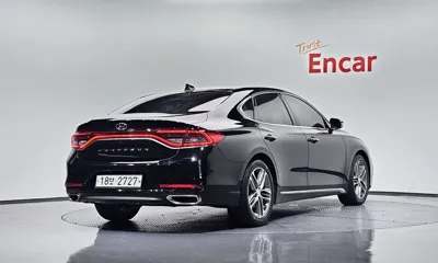 Hyundai Grandeur 2017, 42352 км, за 9953.17 USD