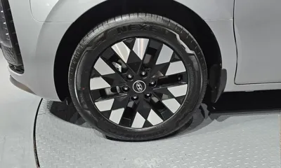 Hyundai Staria 2025, 42381 км, за 26585.27 USD