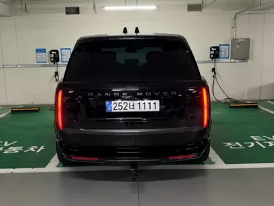 Land Rover Range Rover 2025, 6931 км, за 155700.41 USD