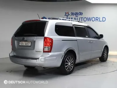Kia Canival 2010, 229100 км, за 1651.8 USD
