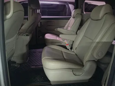 Kia Canival 2017, 170911 км, за 5842.2 USD