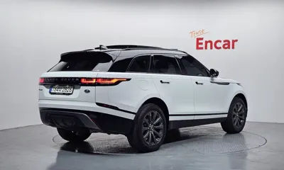 Land Rover Range Rover Velar 2023, 60981 км, за 33046.33 USD
