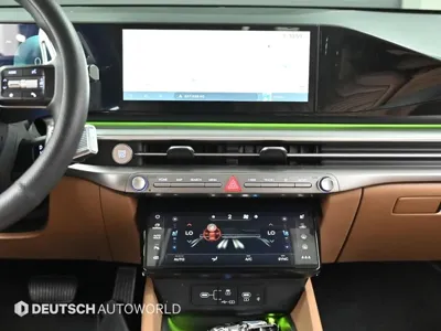 Hyundai Grandeur 2025, 7066 км, за 23565.71 USD - фото 9