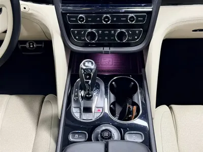 Bentley Bentayga 2021, 37000 км, за 278886.78 USD - фото 11