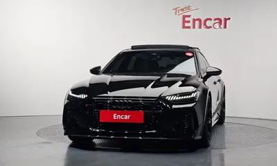 Audi RS7 2025, 3999 км, за 105297.93 USD