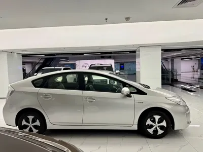 Toyota Prius 2012, 120000 км, за 8334.07 USD - фото 6