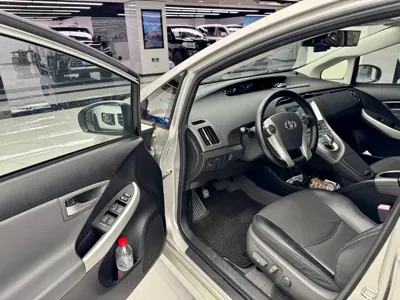 Toyota Prius 2012, 120000 км, за 8334.07 USD - фото 16