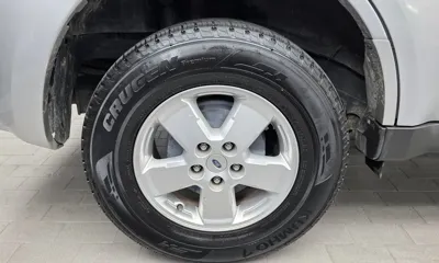 Ford Escape 2011, 124043 км, за 4791.91 USD