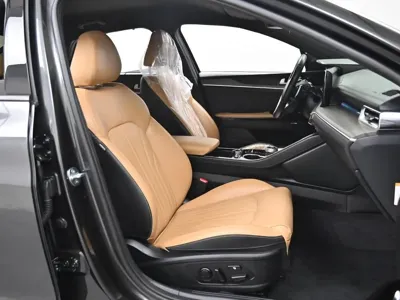 Kia K5 2023, 99485 км, за 14835.24 USD - фото 10