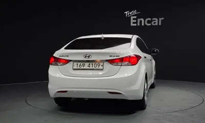 Hyundai Avante 2012, 110827 км, за 2535.27 USD - фото 4