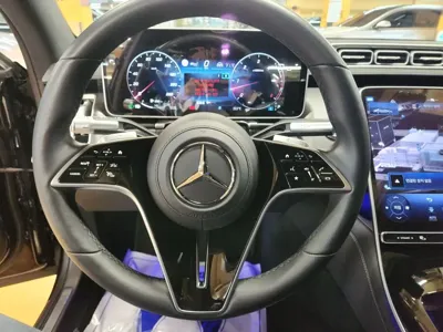 Mercedes-Benz S-Class 2025, 7900 км, за 70198.62 USD - фото 10