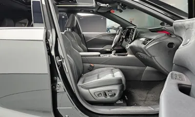 Lexus RX 2025, 9038 км, за 60391.32 USD - фото 26