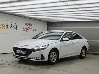 Hyundai Avante · 2023 год