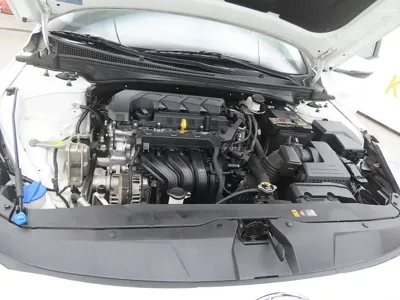Hyundai Avante 2023, 99137 км, за 8861.76 USD - фото 6