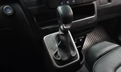 Hyundai Staria 2025, 32295 км, за 16673.23 USD - фото 9