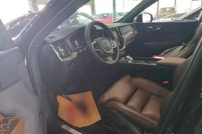 Volvo XC60 2025, 32900 км, за 28458 USD - фото 18