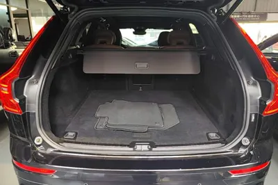 Volvo XC60 2025, 32900 км, за 28458 USD - фото 22