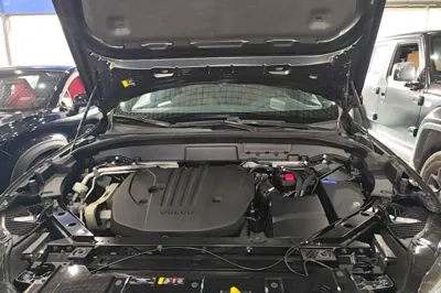 Volvo XC60 2025, 32900 км, за 28458 USD - фото 24