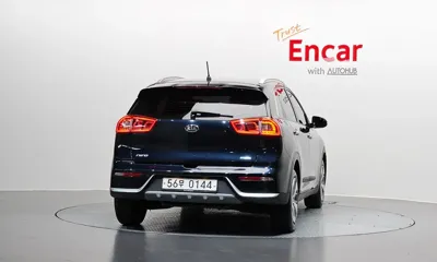 Kia Niro 2017, 85718 км, за 8599.19 USD