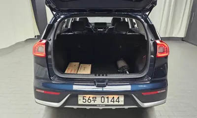 Kia Niro 2017, 85718 км, за 8599.19 USD - фото 18