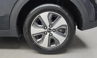 Kia Niro 2017, 85718 км, за 8599.19 USD - фото 21