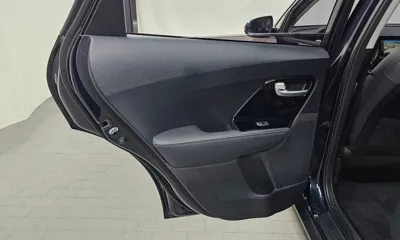 Kia Niro 2017, 85718 км, за 8599.19 USD - фото 25