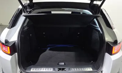 Land Rover Range Rover Evoque 2018, 106981 км, за 8435.08 USD - фото 30
