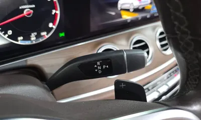 Mercedes-Benz E-Class 2019, 67344 км, за 18688.54 USD - фото 20
