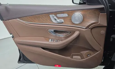 Mercedes-Benz E-Class 2019, 67344 км, за 18688.54 USD - фото 24