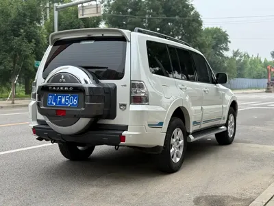 Mitsubishi Pajero (Import) 2019, 85000 км, за 19007.19 USD