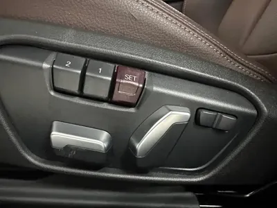 BMW 1 Series 2022, 33000 км, за 16939.79 USD - фото 20