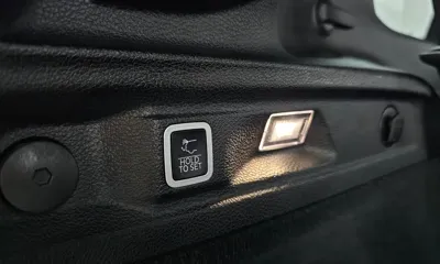 Jeep Cherokee 2022, 27998 км, за 34521.19 USD - фото 39